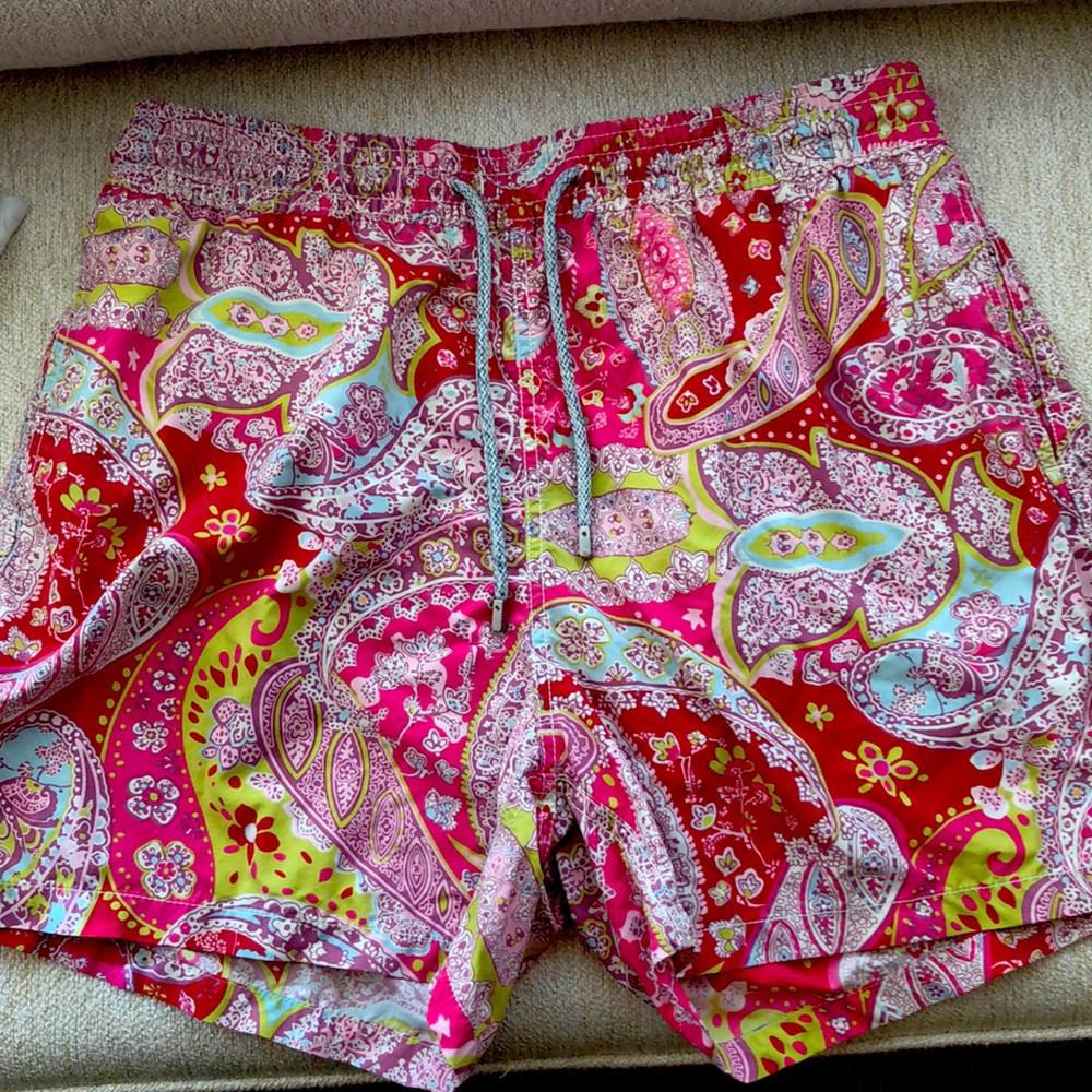 Men’s swim trunk